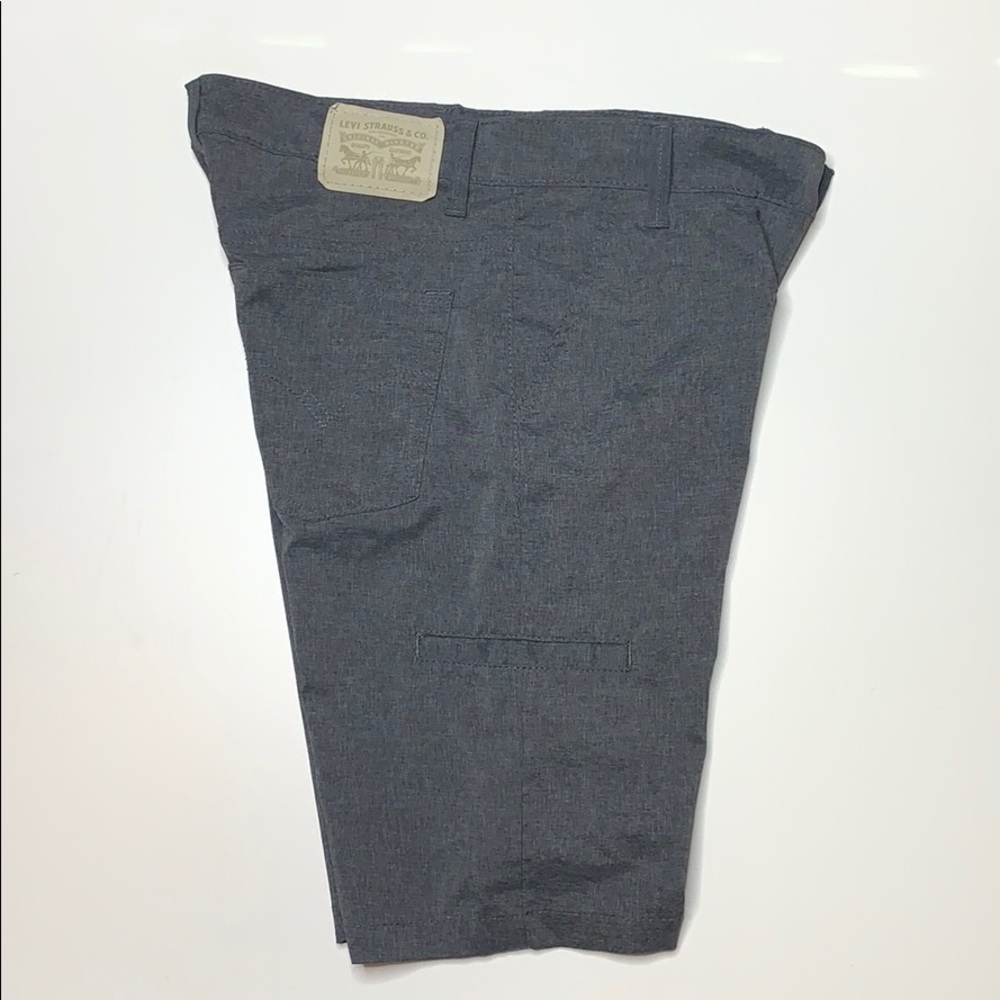 Levi’s Gray cargo shorts 511 size 16 Reg